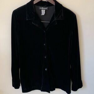 Sag Harbor black velour button up collared long sleeve shirt size medium classic